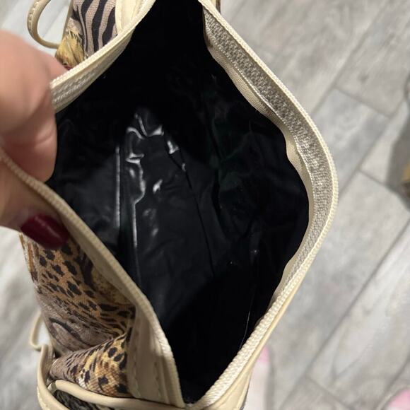 African Animal Safari Themed Medium Duffle & Small Crossbody bag - Picture 14 of 15